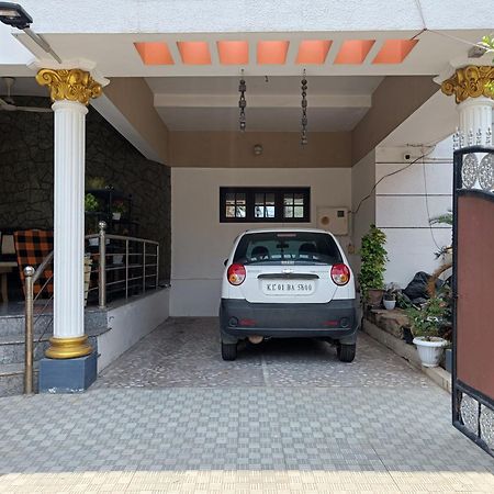 Nalinam Homestay Thiruvananthapuram Extérieur photo